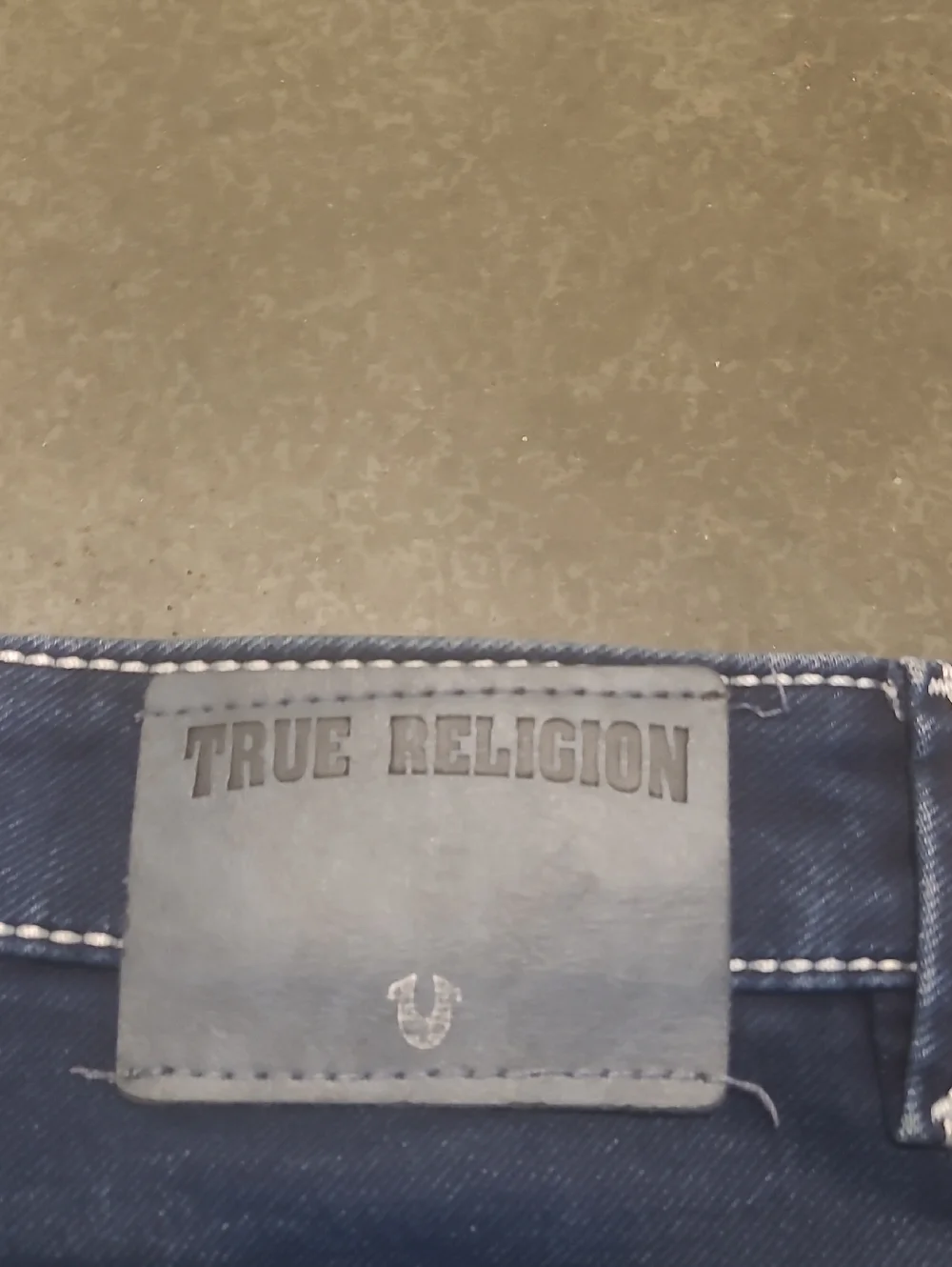 VINTAGE TRUE RELIGION HIGH RISE JEANS - Picture 8 of 13
